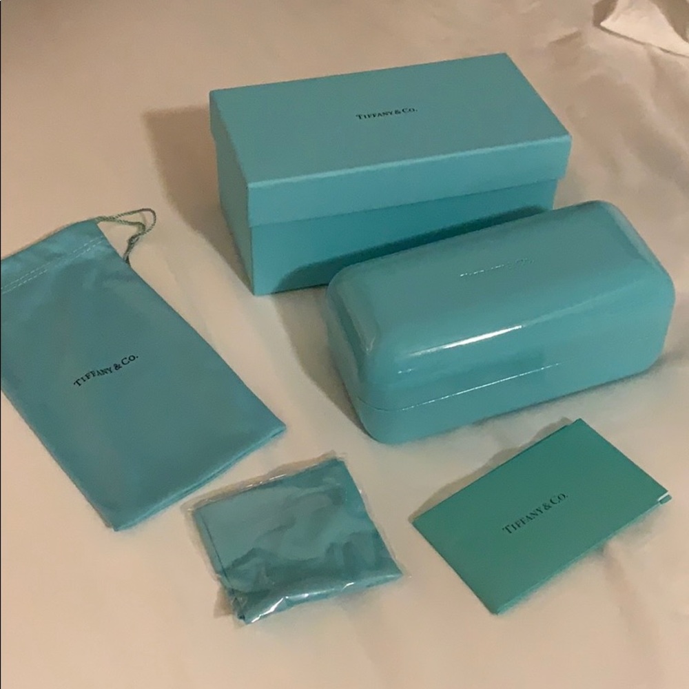 NEW Tiffany & Co. sunglass case